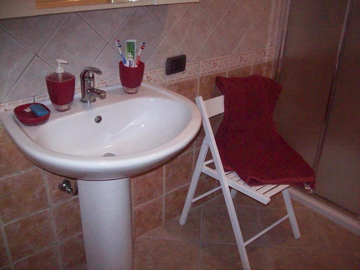 B&B Kazakova Domusnovas Esterno foto